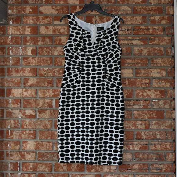 Adrianna Papell Dresses & Skirts - Adrianna Papell Multicolored Dress